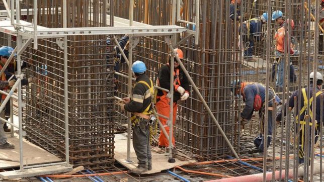 la venta de materiales para la construccion cayo 7% en 2018