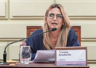 Amalia Granata sufre el avance de LLA y la reforma electoral, pero se aferra a una coincidencia con Pullaro