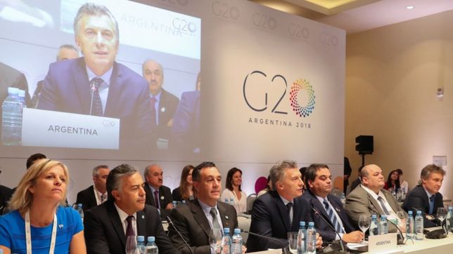 frente a ministros extranjeros, macri no hablo de tormentas ni de emergencias