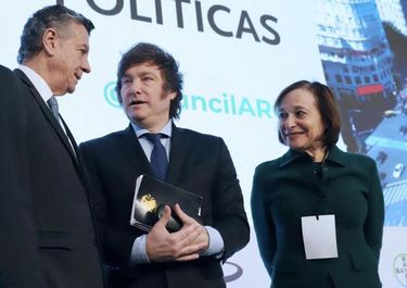 El presidente Javier Milei con el titular de la Cámara Argentina de Comercio y Servicios
