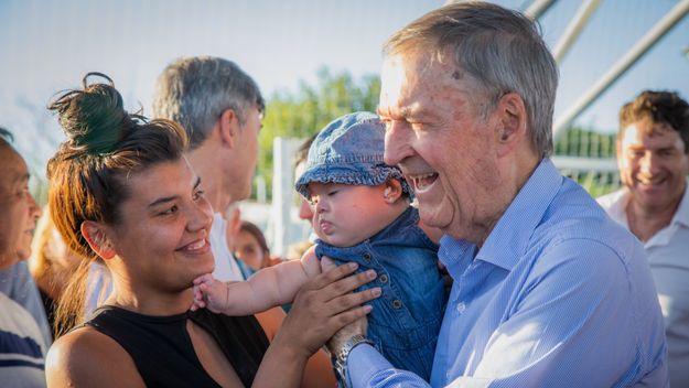 Schiaretti vuelve a la carga: orden, campaña y proyección nacional
