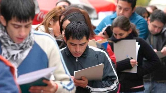 el desempleo vuelve a dos digitos en el gba y crece en bastiones bonaerenses