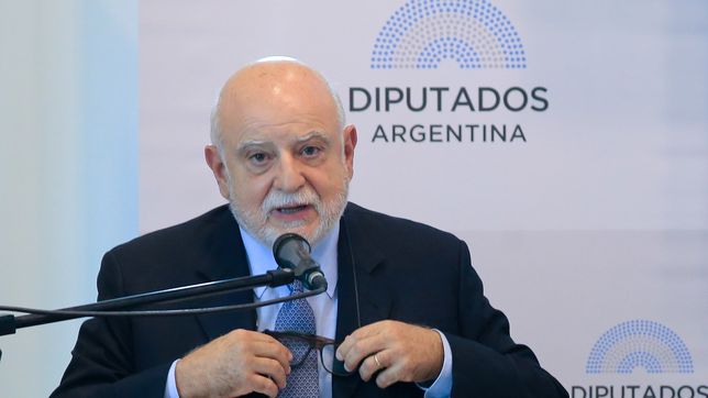 barra aclaro que un plebiscito por el decretazo seria no vinculante