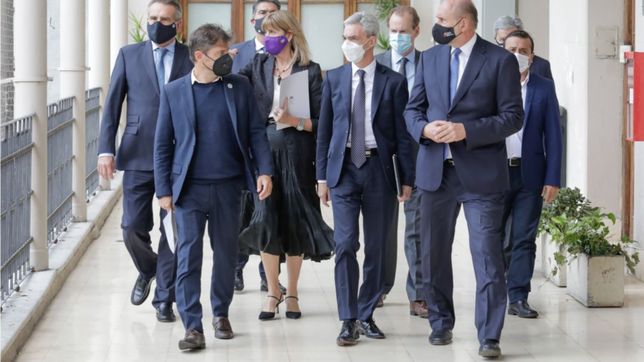 hidrovia: kicillof pego de visitante y quiere llevar agua para su molino