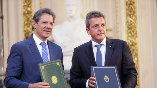 El lado B del acuerdo: festival de importaciones y más presión al peso