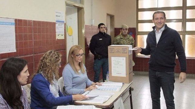 neuquen: una eleccion que pone a prueba al mpn y abre un nuevo sistema en la capital