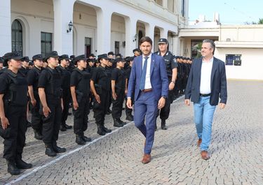 Maximiliano Pullaro junto a Pablo Cococcioni, ministro de Seguridad de Santa Fe.