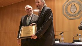 Juan Carlos Maqueda (en la foto, con el excamarista Ricardo Gil Lavedra) cuestionó el falló que censuró la difusión de los audios de Karina Milei.
