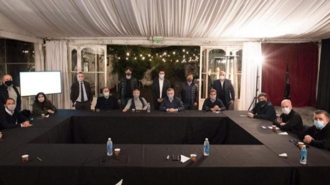 es con todos: jxc se aferra a la unidad, pero la interna bonaerense quema