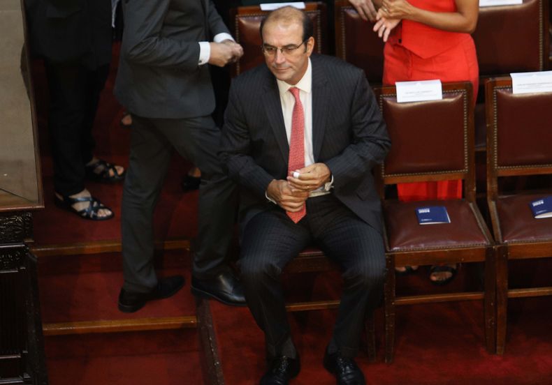 Manuel García-Mansilla renunció a su cargo en la Corte Suprema tras el rechazo del Senado. Manuel García-Mansilla renunció a su cargo en la Corte Suprema tras el rechazo del Senado.