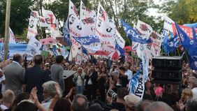 La reelección de Secco, el todes del cura y la primera paciente