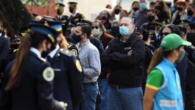 el pro insiste en el uso de las taser y pone en aprietos al massismo legislativo