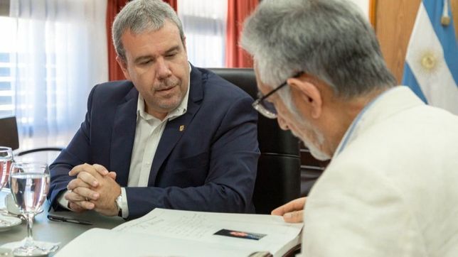 menu doble de reelecciones en la tierra de los rodriguez saa