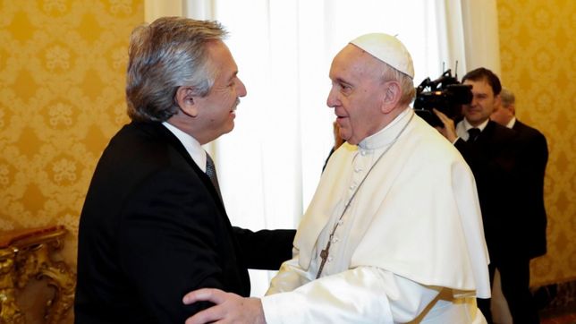 por 44 minutos, el papa y fernandez se reunieron en el vaticano