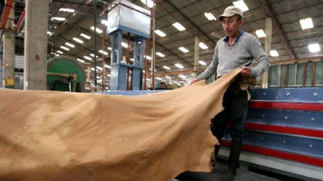 crece la preocupacion en la industria del cuero por el plan economico de macri