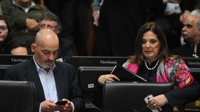 larreta teme un exodo legislativo por el triunfo de vidal y arma su ?guardia pretoriana? larreta teme un exodo legislativo por el triunfo de vidal y arma su ?guardia pretoriana?