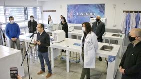 Bolívar: Pisano inauguró un laboratorio con equipamiento para testear Covid
