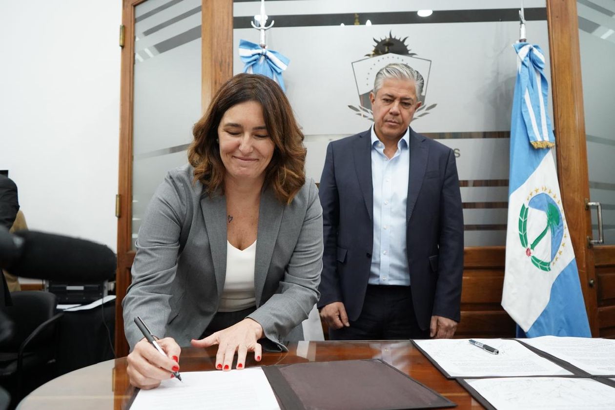 Figueroa y Resa firmaron un convenio por $10.000 millones en obras.