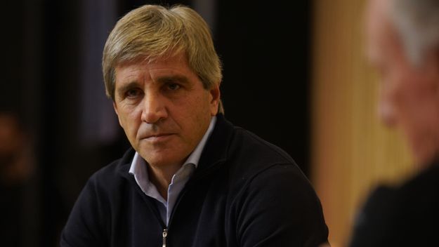 Toto Caputo frente a la inflación