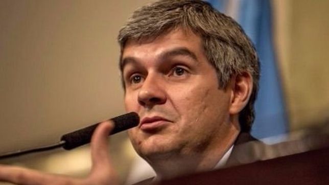 cambio de roles: pena acusa al kirchnerismo de poco democratico