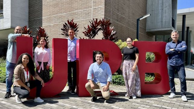 la cumbre de comunicacion politica se traslada a medellin