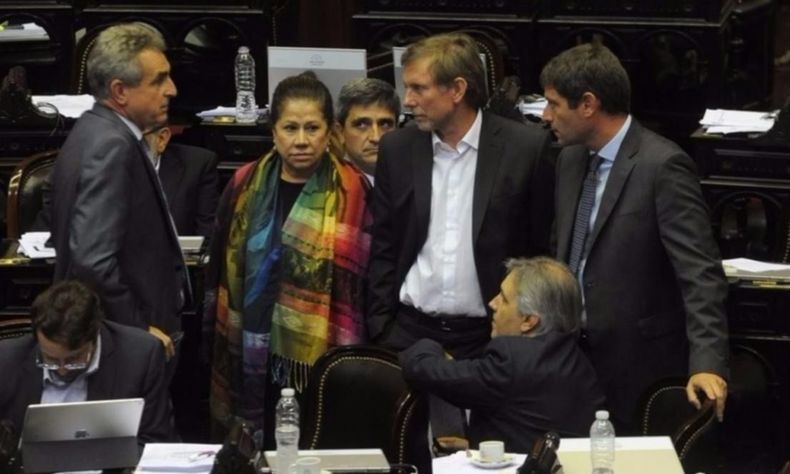 diputados opositores