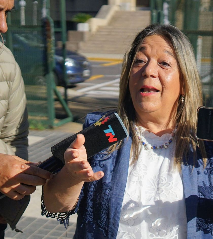 Adriana Mónica Nechevenko, la escribana de Manuel Adorni.