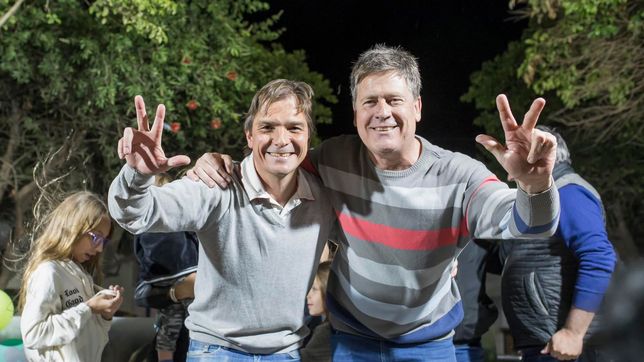 Juan Manuel Moroni y Carlos Briner encabezaron un plenario radical que rechazó una alianza con la LLA