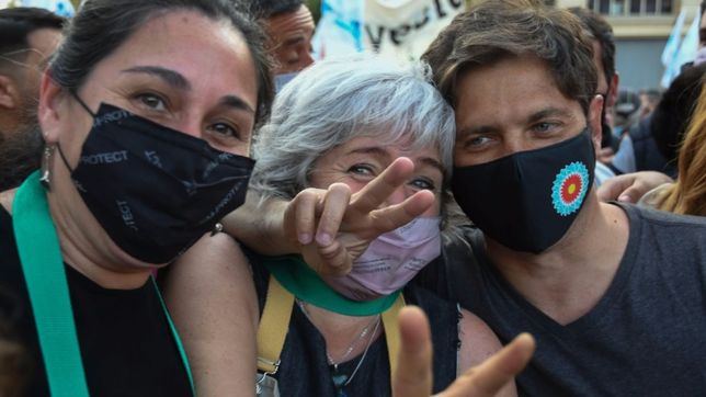 la plaza del si, llena y mas, pero con kicillof como maxima figura