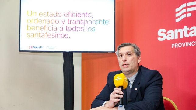 Pablo Olivares, ministro de Economía de Maximiliano Pullaro.