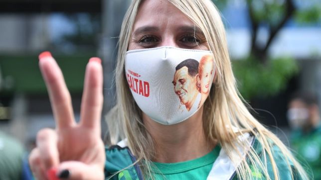 gobernadores y cfk calientan los motores del 17-o en las redes