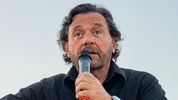 Salta: Sáenz se ataja y le avisa a la Justicia que si no lo dejan ser candidato se considerará proscripto.