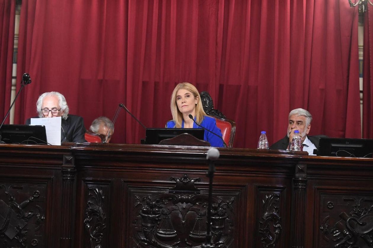 Verónica Magario- Senado.