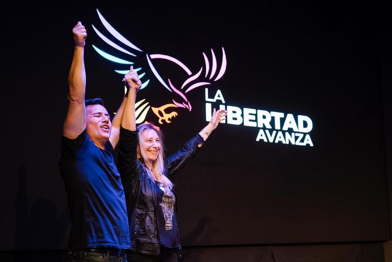 Gabriel Bornoroni y Karina Milei en Córdoba.