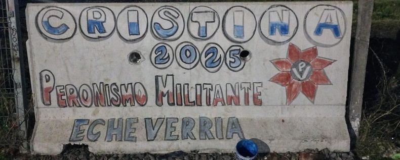 La interna del peronismo, en las paredes del conurbano.