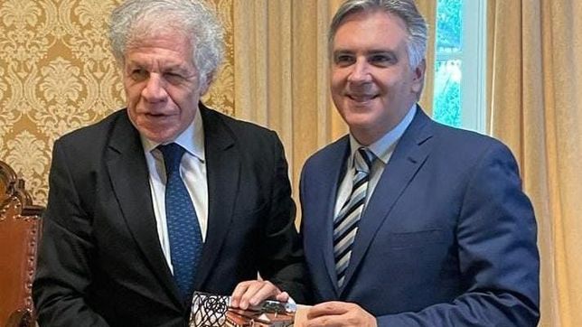 la agenda verde (dolar) impulsa la gira internacional de llaryora y schiaretti