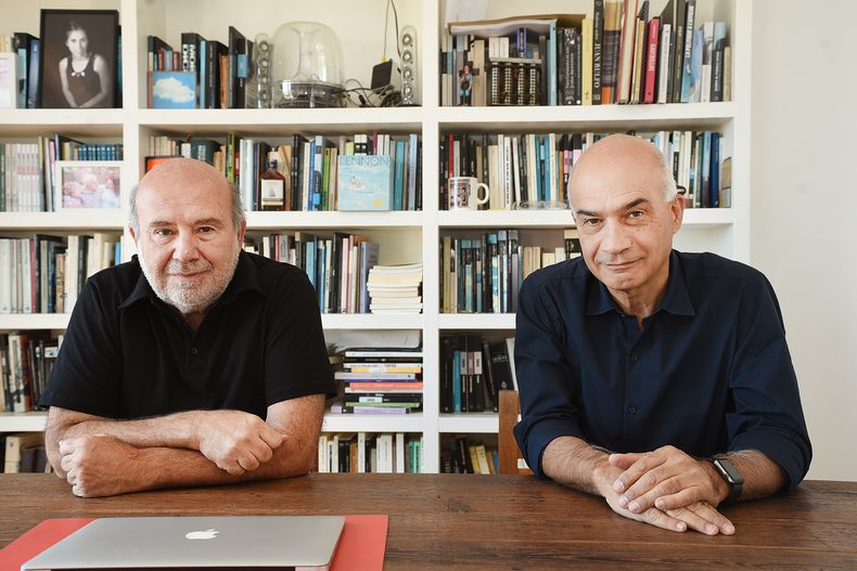 Martín Baintrub y Carlos Falco aseguran que la oposición necesita instalar sus temas en la agenda pública para empezar a pensar en ganarle a Javier en 2027. 