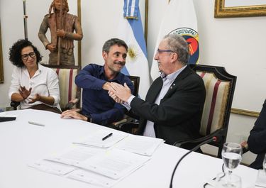 El gobernador de Misiones, Hugo Passalacqua, y el titular del CFI, Ignacio Lamothe, en Posadas.&nbsp;