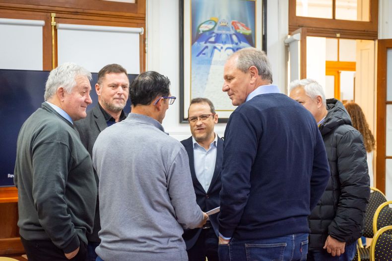 Guillermo De Rivas logró que el paquete de 27 mil millones de la Provincia sea aprobado por unanimidad en el Concejo Deliberante.&nbsp;