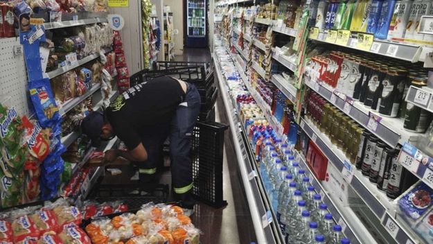 Los dos caminos para combatir la inflación y por qué no le cierran al Gobierno