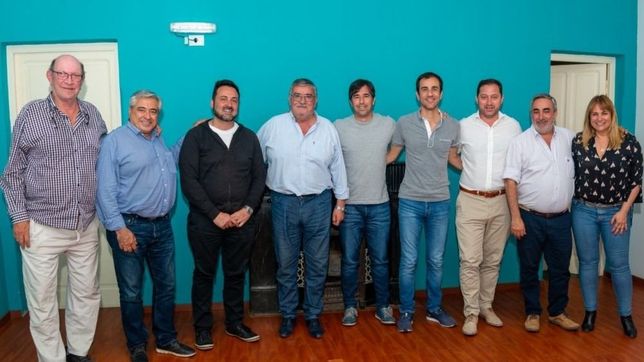 en la cuarta, dos en moto con sidecar en la cuarta, dos en moto con sidecar