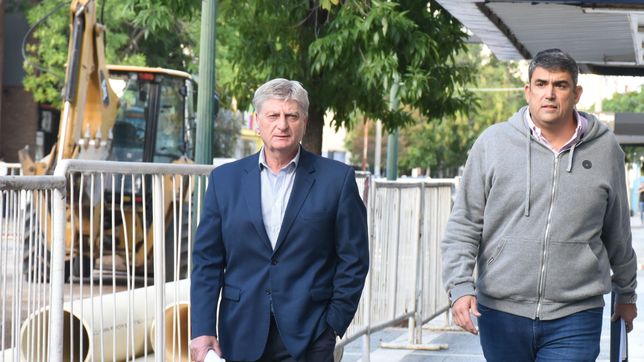 El gobernador de La Pampa Sergio Ziliotto junto al senador Daniel Pablo Paly Bensusán.