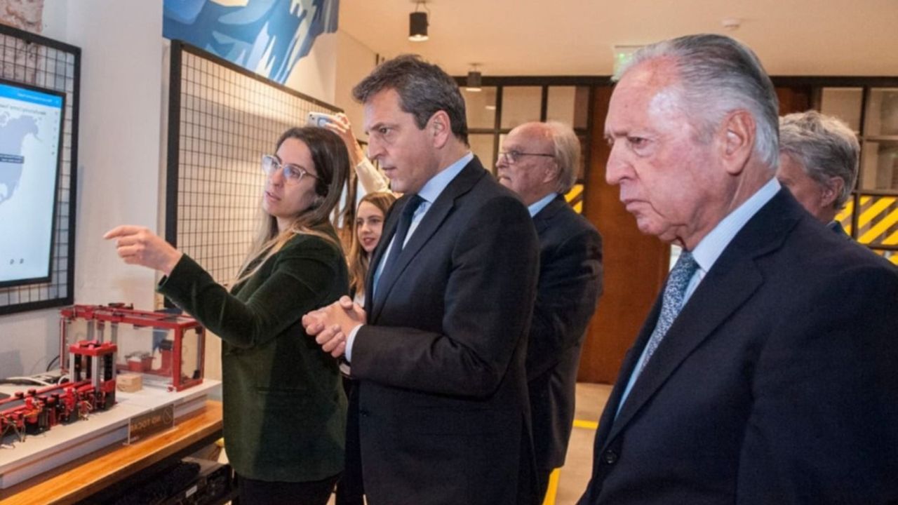 Es la comida: Massa ensaya un congelamiento friendly con las alimenticias