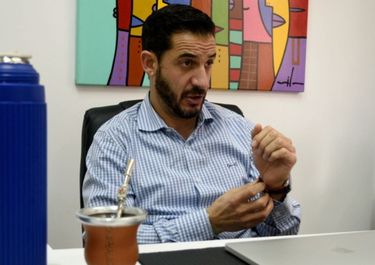 Ofertas y presiones sobre Tombolini, el termómetro de la elección porteña