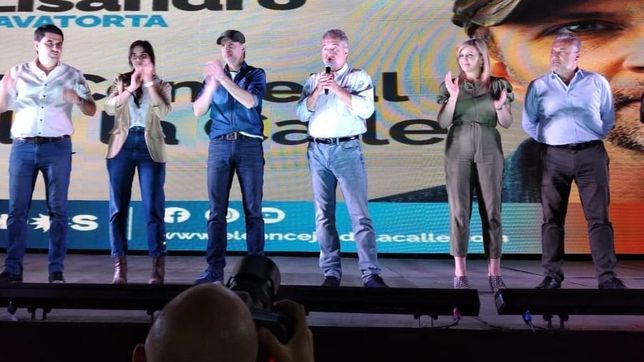 el pj quiere un acorazado para no hundirse de nuevo en rosario