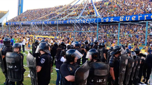 un clasico del clasico: el futbol pone a prueba a perotti