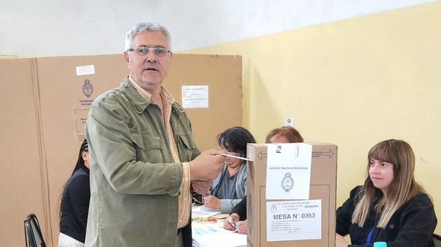 El periodista José Mellado ganó en Ingeniero Jacobacci.
