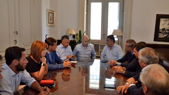 en paralelo al repliegue de macri, cambiemos acelera hacia el fin del dedazo