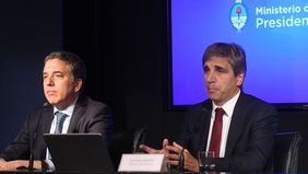 Macri cede al mercado y aplica ajuste con baja de la meta de déficit