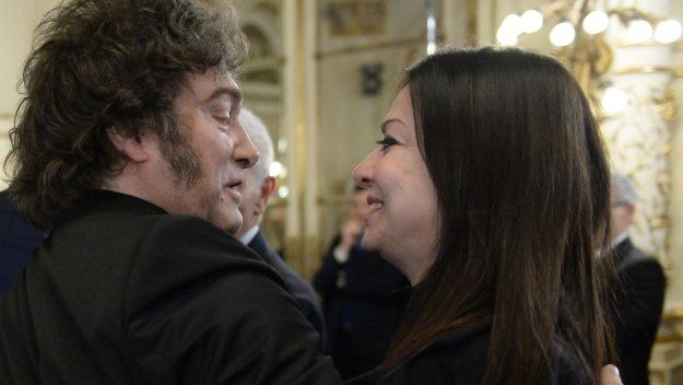 Javier Milei y Sandra Pettovello.